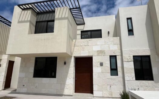 Casa de Lujo con 3 Recámaras en Zibatá