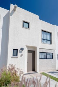 Fachada-casa-de-3-recámaras-en-el-mirador-querétaro