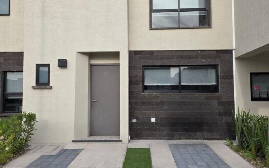 Casa de 3 recámaras con amenidades en menos de 2.5MDP