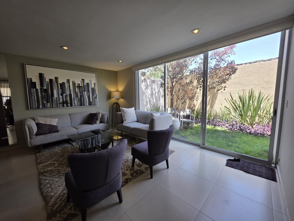 Departamento en planta baja con jardín