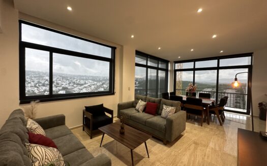Penthouse Amueblado en Renta en Lomas de Juriquilla